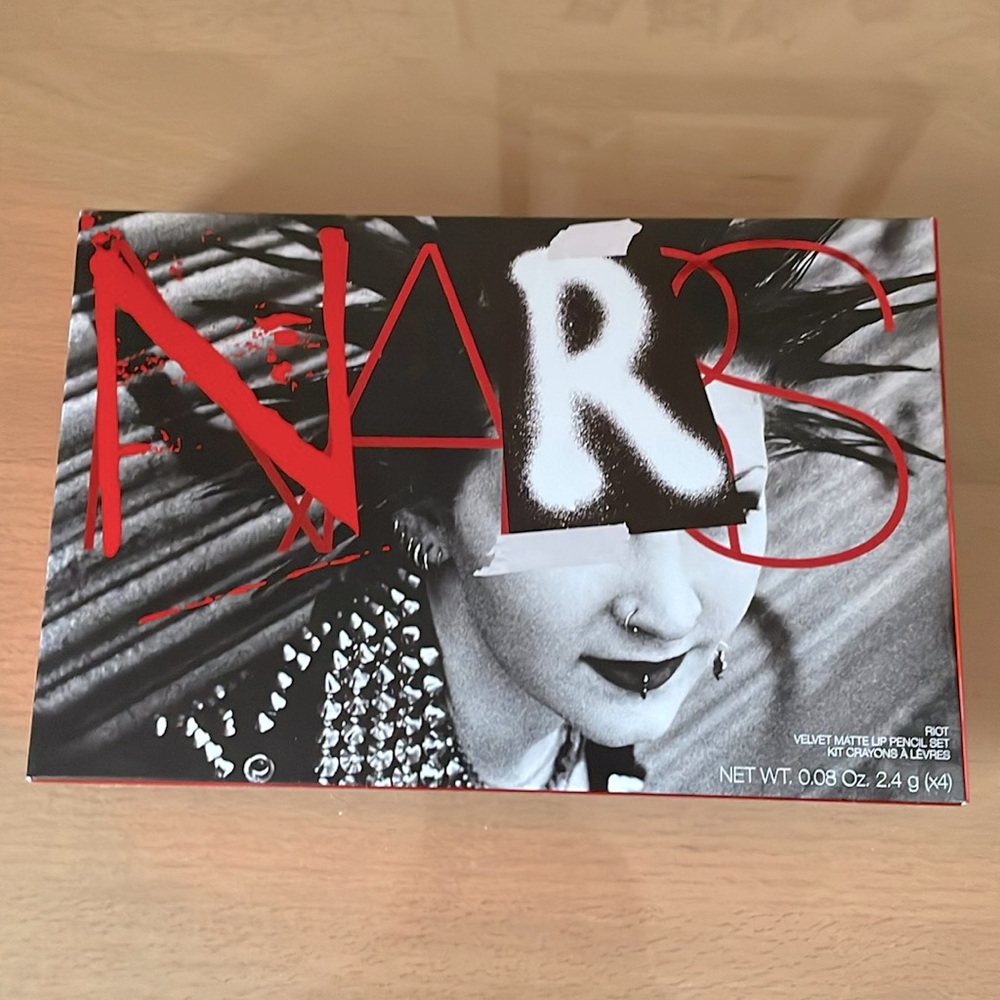 NARS: Velvet Matte Lip Pencils [set of 4]💄